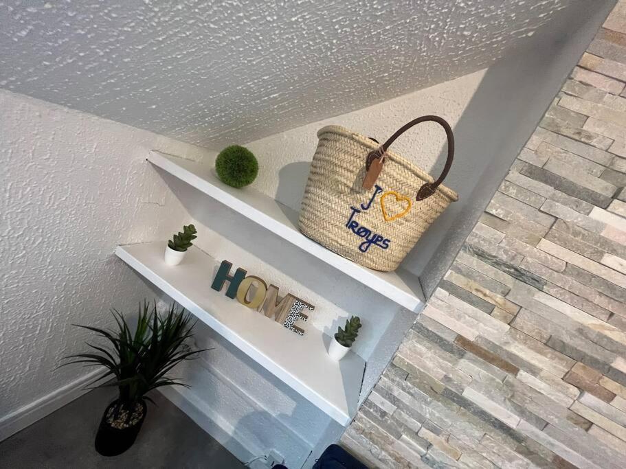 Sainte-Savine Appartement « My Love » מראה חיצוני תמונה